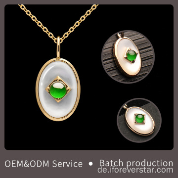 18k Gold weiße Schale Imperial Green Jadeit Anhänger